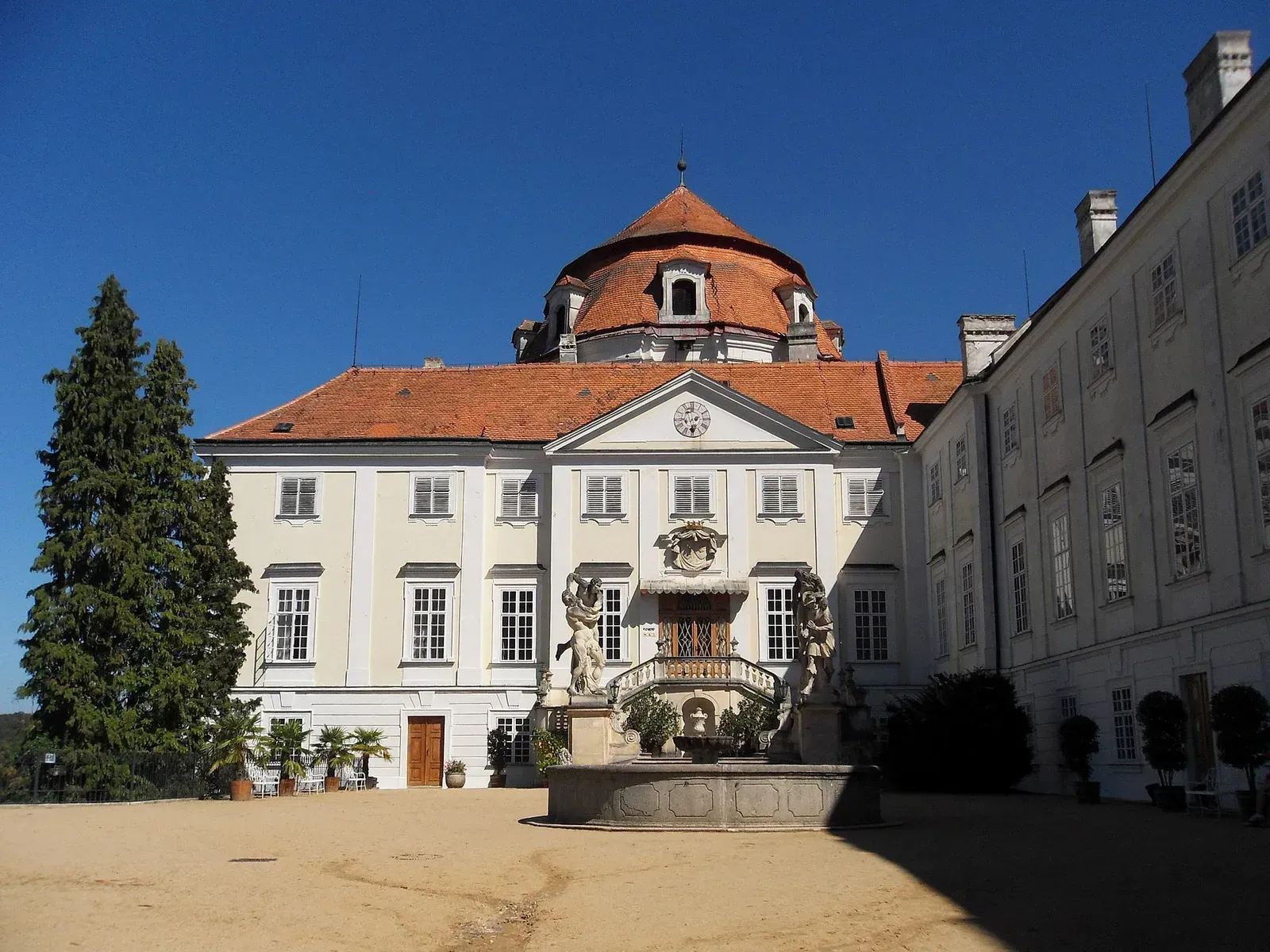 Vranov nad Dyjí castle, Znojmo district, Czech Republic Vranov nad Dyjí, zámek (03)